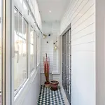 Light-filled Cedofeita By Hostwise Porto
