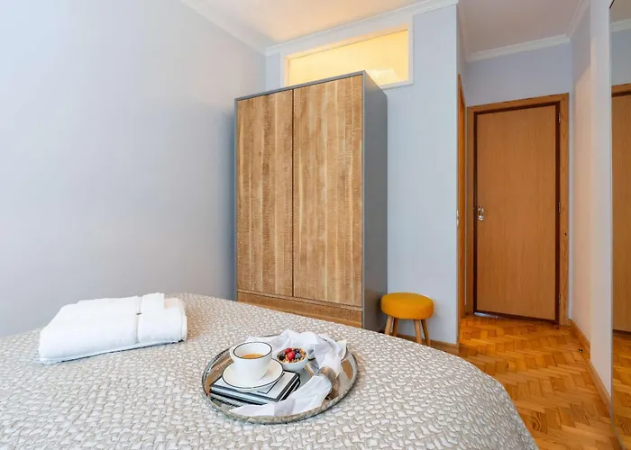 Apartment Light-filled Cedofeita By Hostwise *