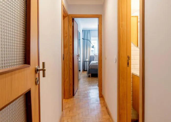 Light-filled Cedofeita By Hostwise Apartment Porto